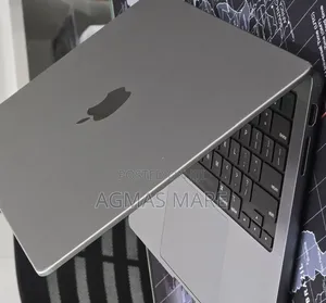New Laptop Apple MacBook Pro 2023 M3 8GB Apple M3 SSD 512GB