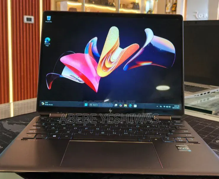New Laptop HP Spectre 13 16GB Intel Core i7 SSD 1T