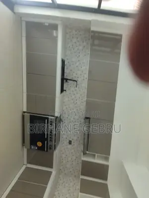 6bdrm House in G+2, Bole for sale