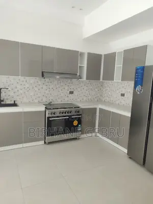 6bdrm House in G+2, Bole for sale