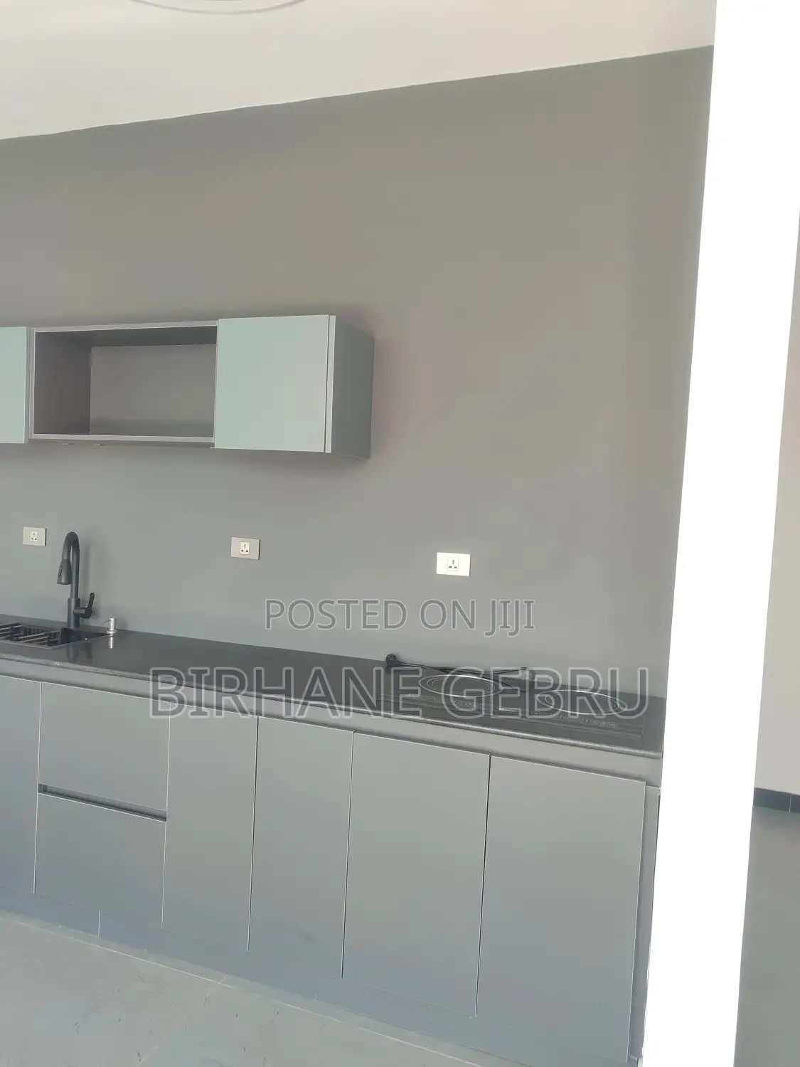 6bdrm House in G+2, Bole for sale