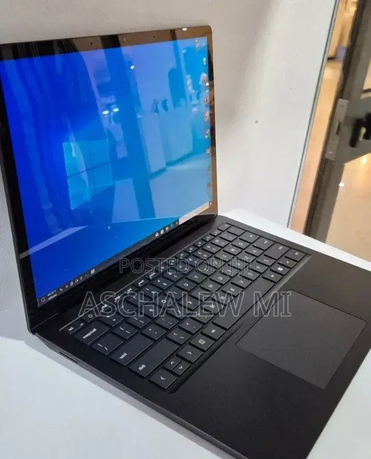 New Laptop Microsoft Surface Laptop 5 16GB Intel Core i7 SSD 512GB