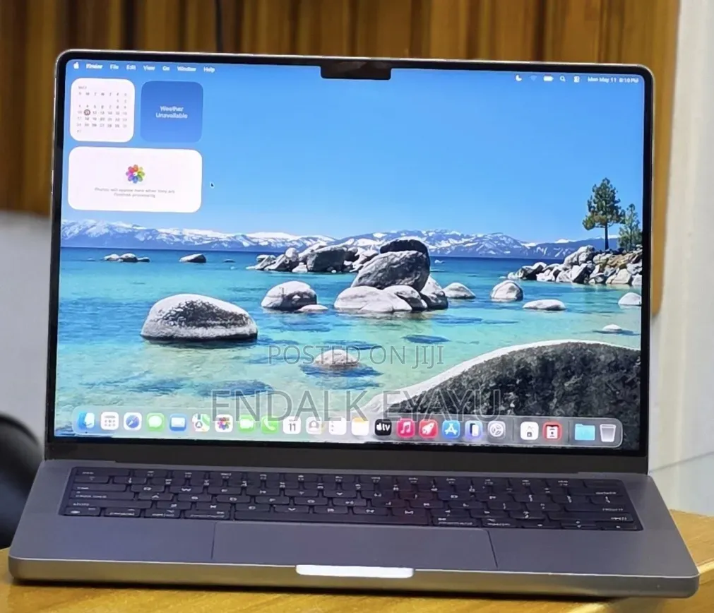 New Laptop Apple MacBook 32GB Apple M1 Pro SSD 512GB