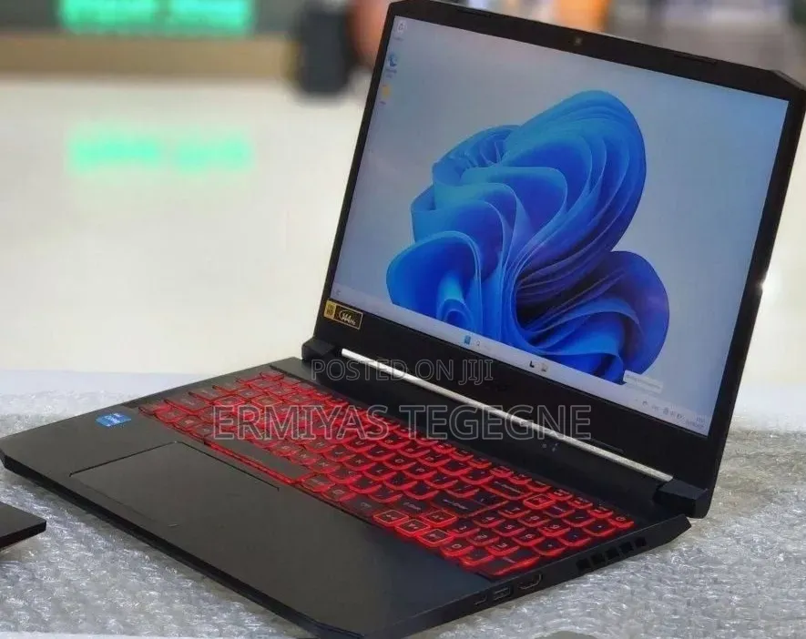 New Laptop Acer Predator Helios 300 16GB Intel Core i5 SSD 512GB