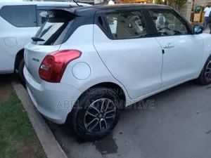 Suzuki Swift Sport 2022 White