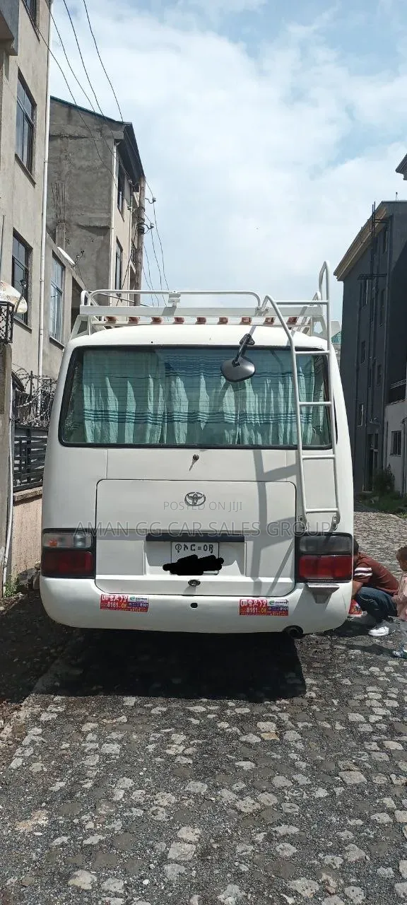 Toyota Coaster 2013 White