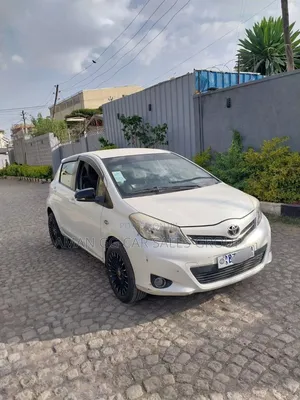 Toyota Yaris 2014 Ivory