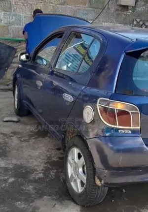 Toyota Yaris 2001 Blue