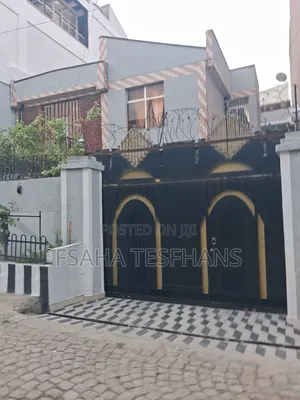 5bdrm House in House, Bole for rent