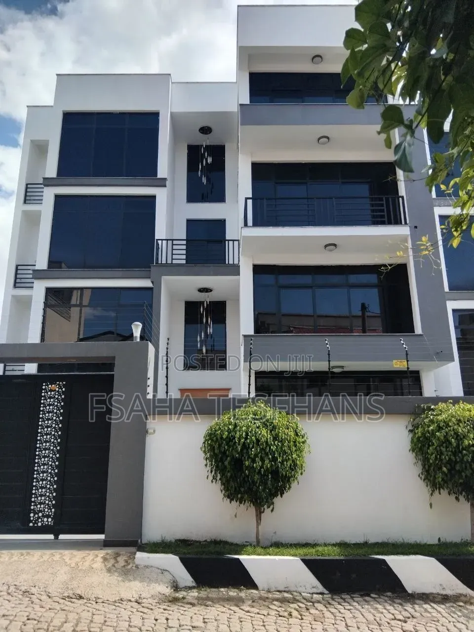 6bdrm House in House G+2, Bole for rent