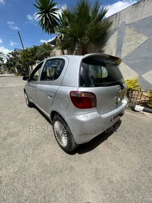Toyota Vitz 1.0 FWD 5dr 2001 Silver