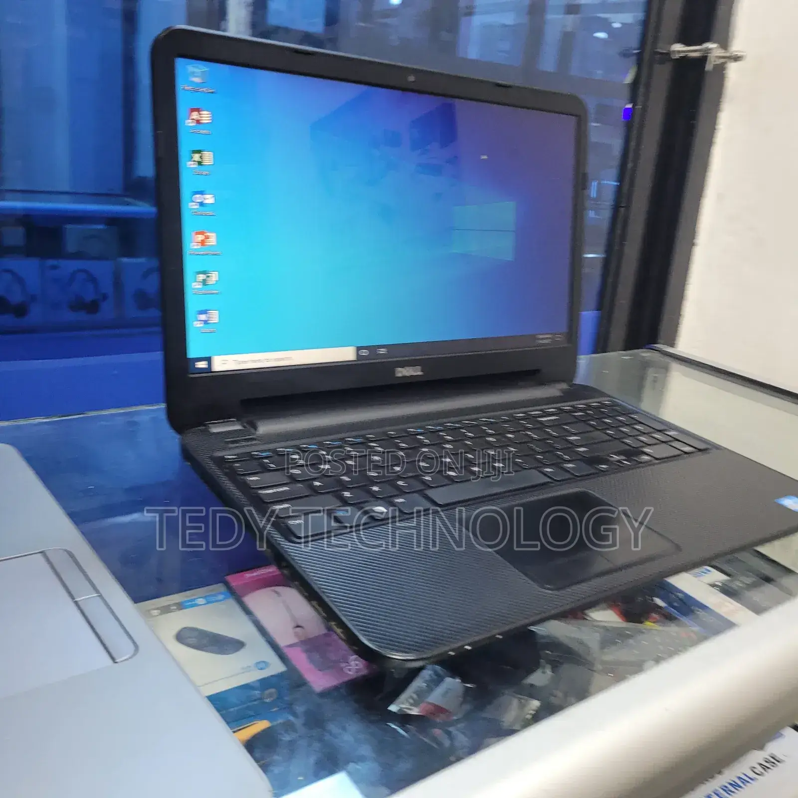 Laptop Dell Inspiron 15 8GB Intel Core i3 HDD 500GB