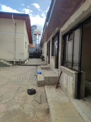 Villa House Rent for Resturant .Bergery .Office and Other Business