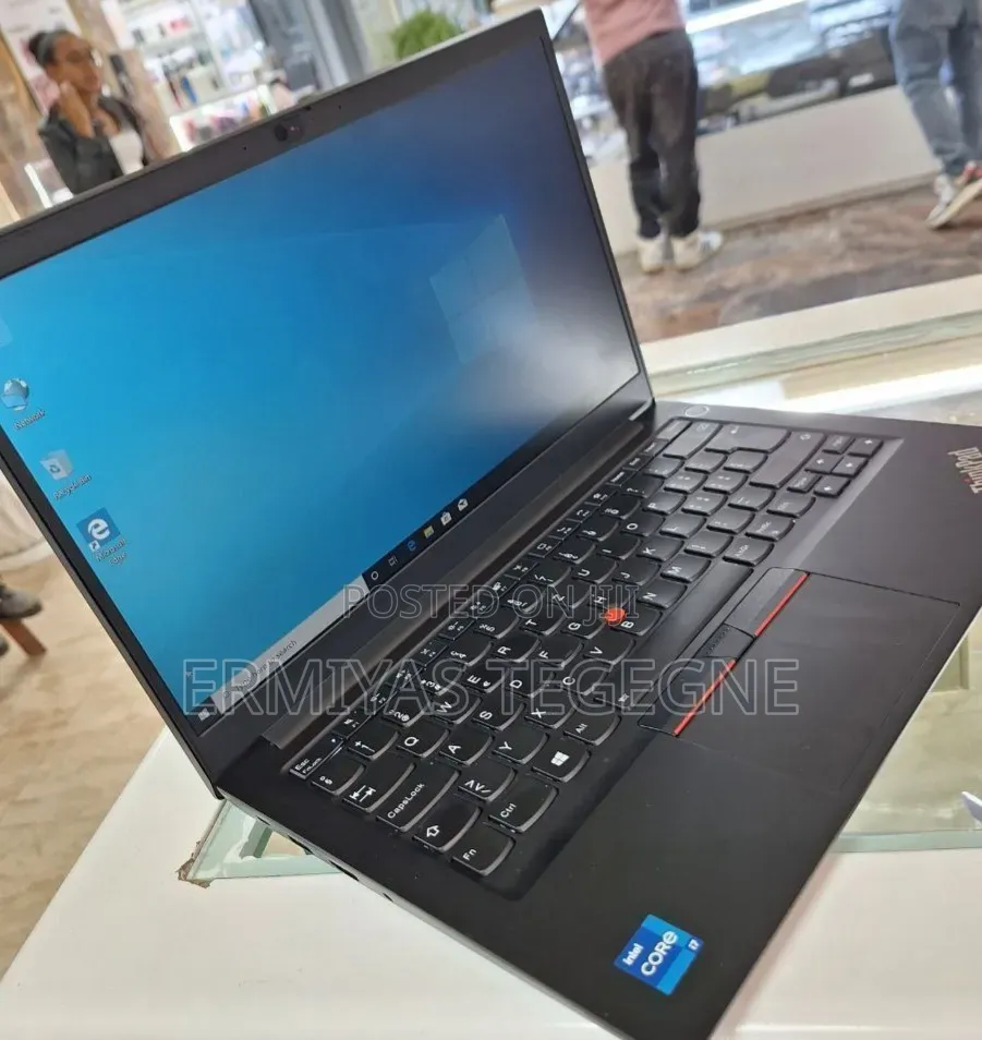 New Laptop Lenovo ThinkPad Yoga 16GB Intel Core i7 SSD 512GB
