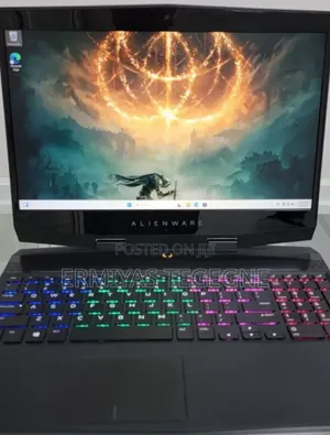New Laptop Advent 5313 16GB Intel Core i7 SSD 512GB