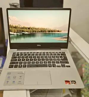 New Laptop Dell Inspiron 5548 8GB AMD Ryzen 5 SSD 256GB