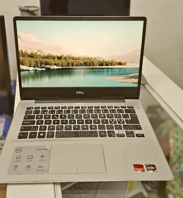 New Laptop Dell Inspiron 5548 8GB AMD Ryzen 5 SSD 256GB