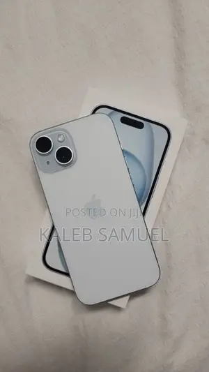 New Apple iPhone 15 128 GB White
