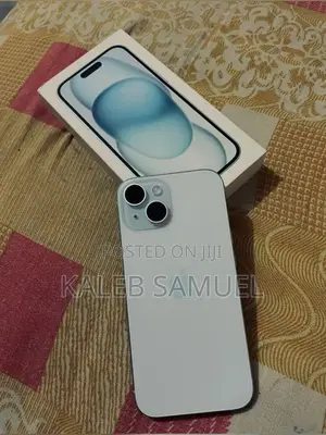 New Apple iPhone 15 128 GB White