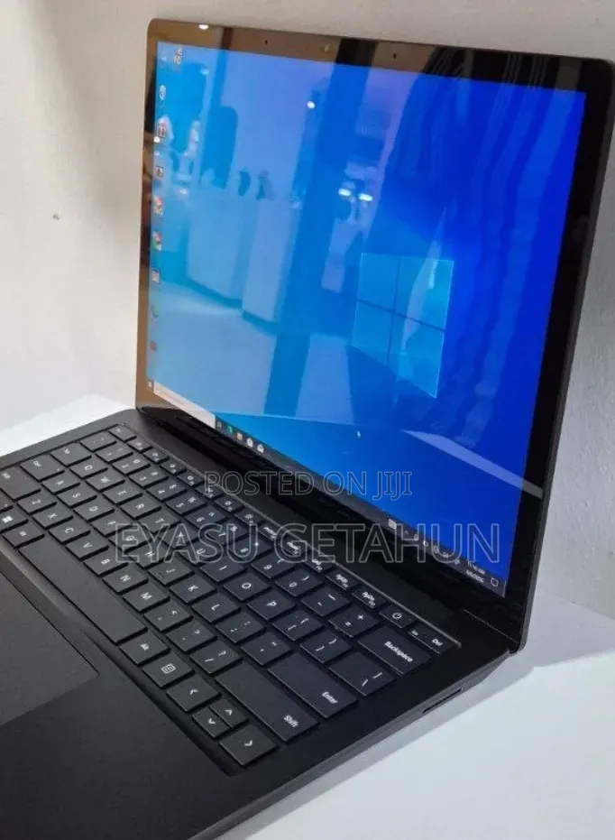 New Laptop Microsoft Surface Laptop 5 16GB Intel Core i7 SSD 512GB