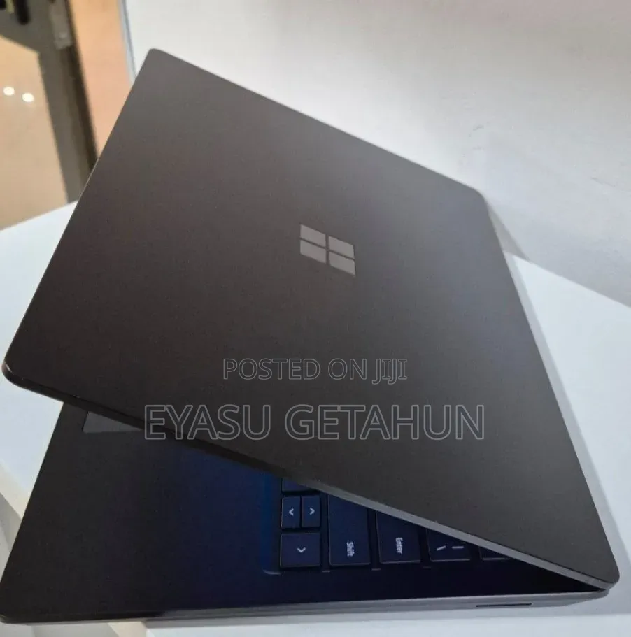 New Laptop Microsoft Surface Laptop 5 16GB Intel Core i7 SSD 512GB