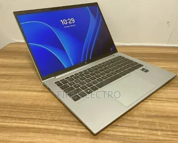 New Laptop HP EliteBook 840 G10 16GB Intel Core i7 SSD 512GB
