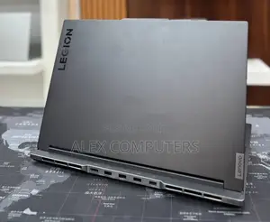 New Laptop Lenovo Legion 7 16GB Intel Core i7 SSD 512GB