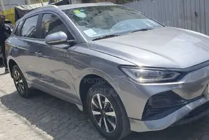 BYD E2 43 kWh 94 hp FWD 2025 Gray
