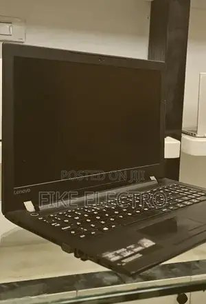 New Laptop Lenovo Ideapad 3 8GB Intel Core i7 HDD 1T