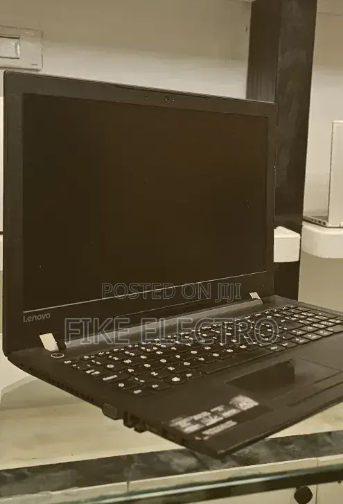 New Laptop Lenovo Ideapad 3 8GB Intel Core i7 HDD 1T