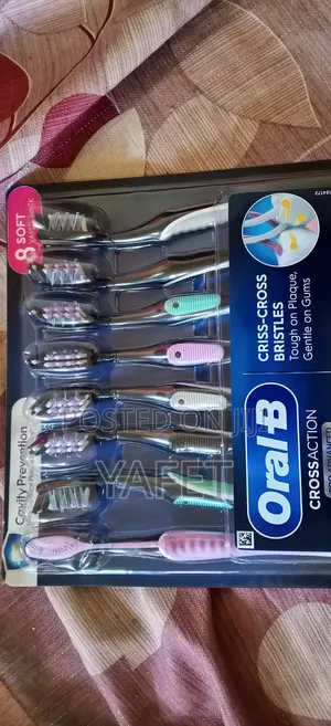 Oral-b Tooth Brush