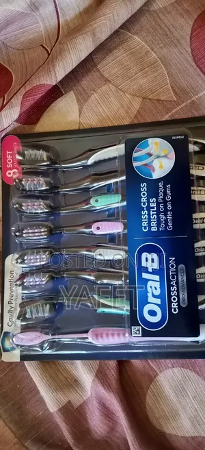Oral-b Tooth Brush