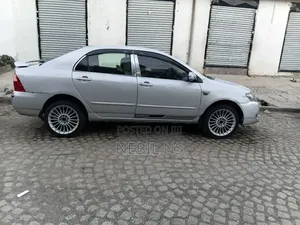 Toyota Corolla 2004 Silver