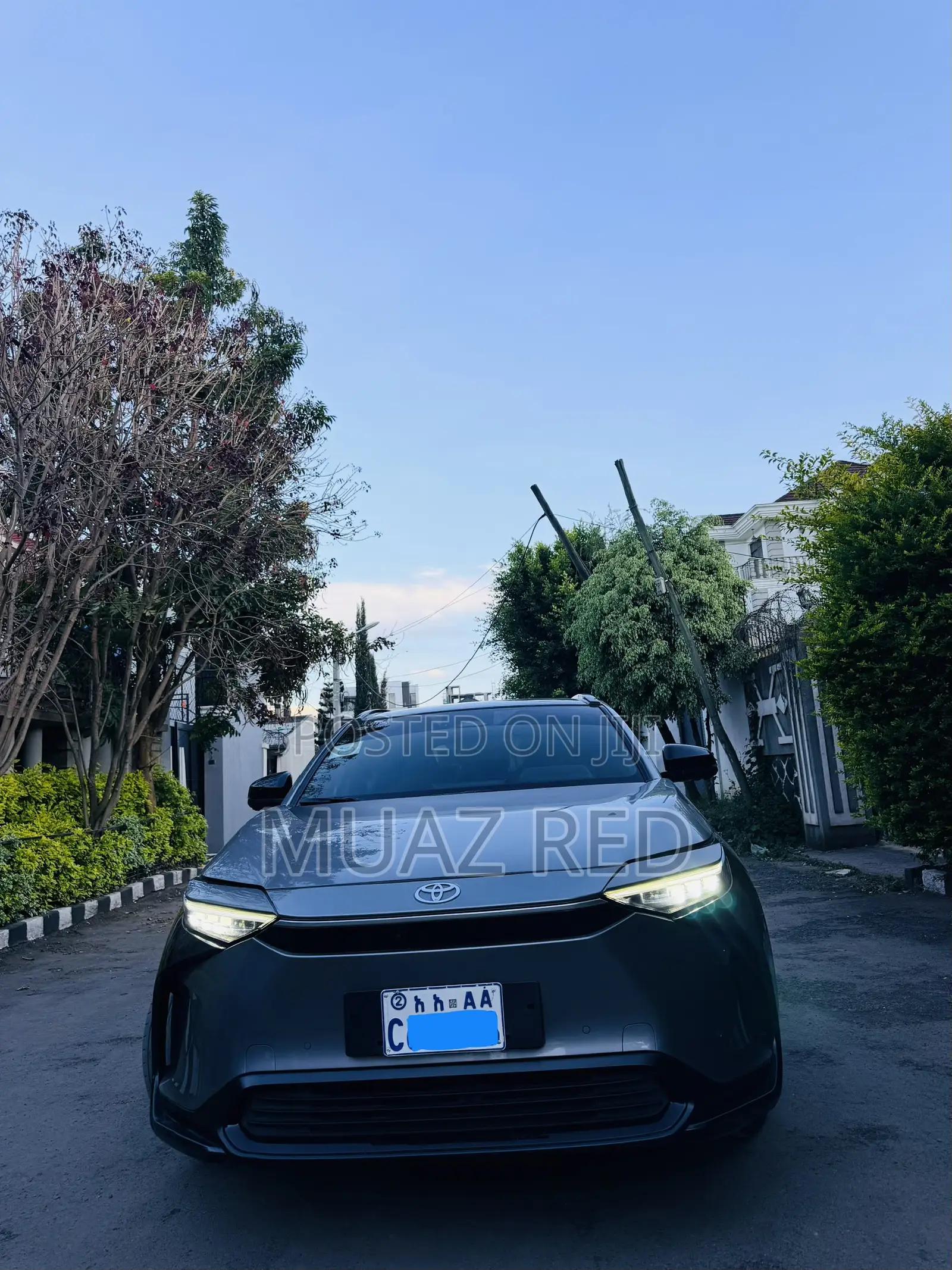 Toyota bZ4X 2024 Gray