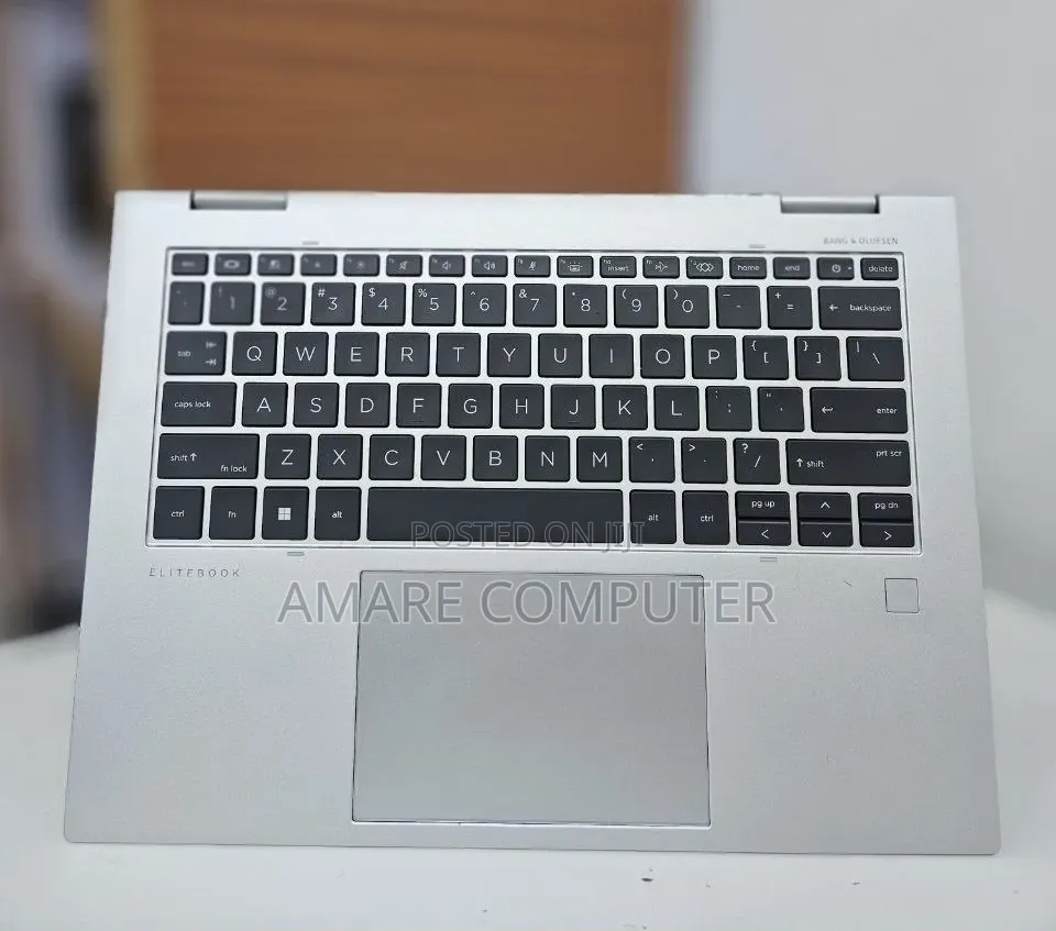 New Laptop HP EliteBook x360 1040 G9 16GB Intel Core i7 SSD 512GB