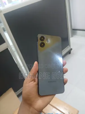 Samsung Galaxy A06 64 GB Blue