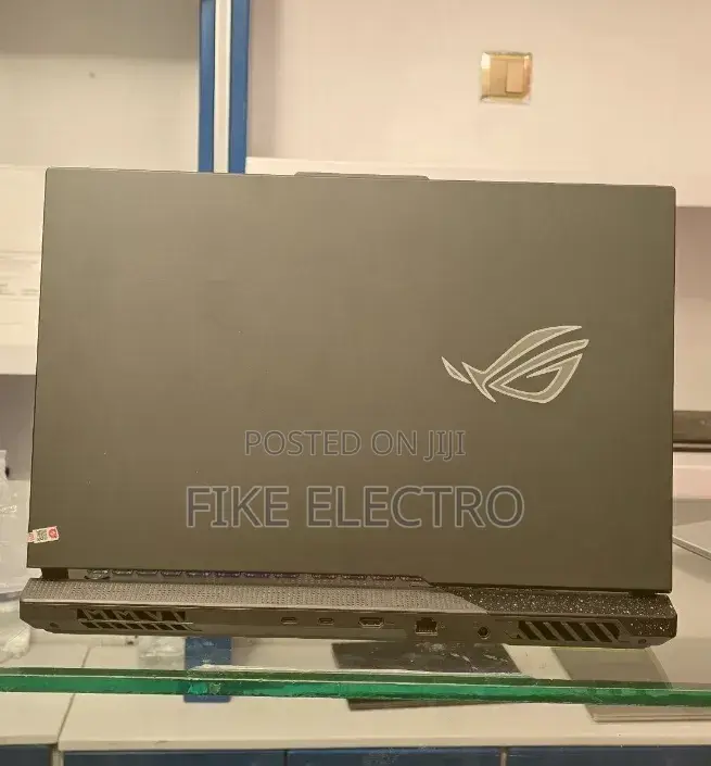 New Laptop Asus ROG Strix G17 16GB AMD Ryzen 9 SSD 1T