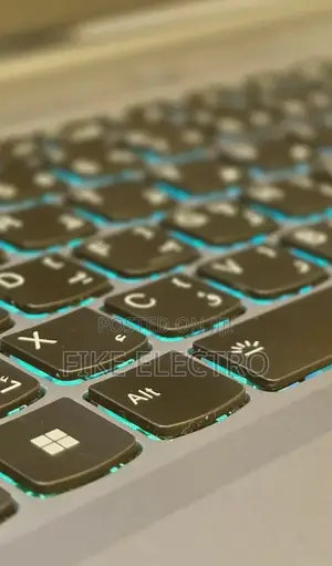 New Laptop Lenovo Legion Slim 5 16GB AMD Ryzen 7 SSD 1T