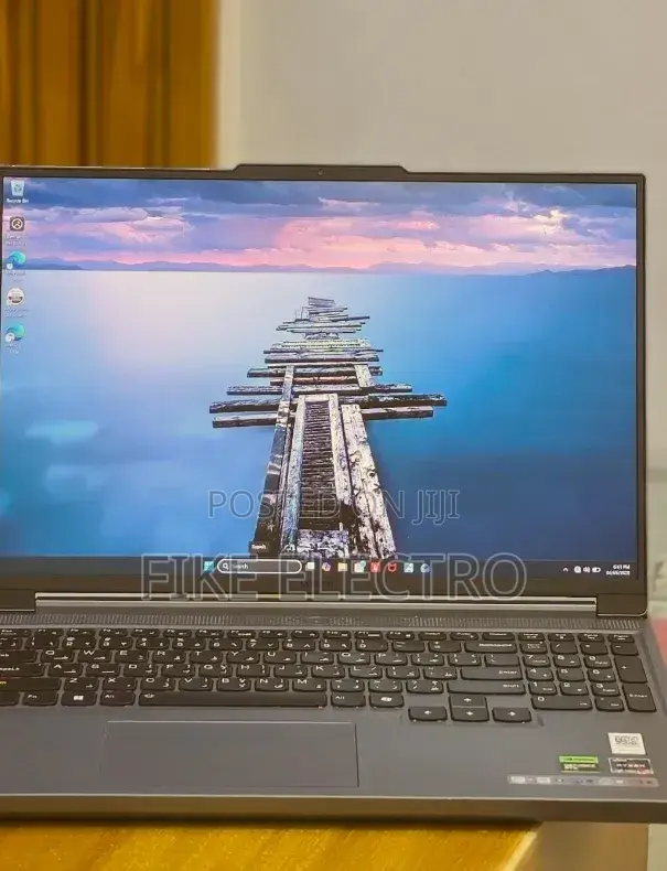 New Laptop Lenovo Legion Slim 5 16GB AMD Ryzen 7 SSD 1T