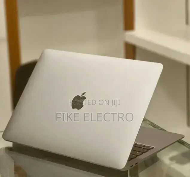 New Laptop Apple MacBook Air 2020 M1 8GB Apple M1 SSD 256GB