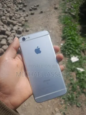 Apple iPhone 6s 32 GB Silver