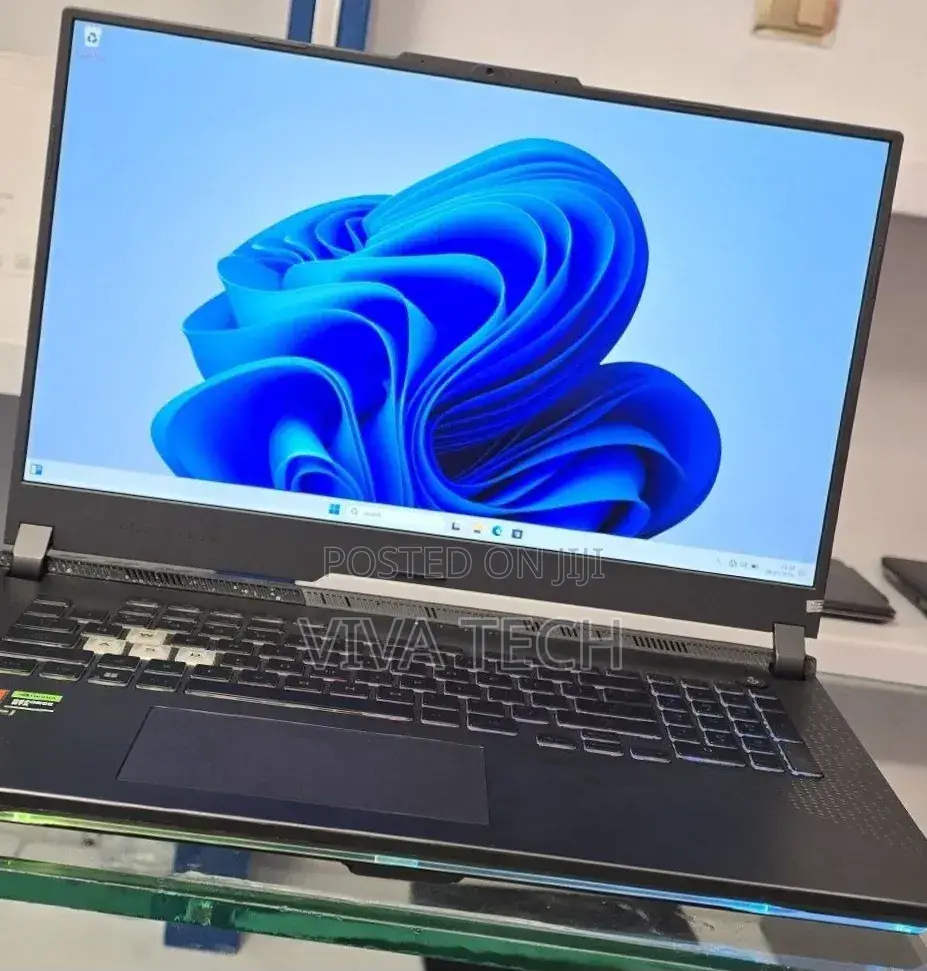 New Laptop Asus G71G 16GB AMD Ryzen 9 SSD 1T