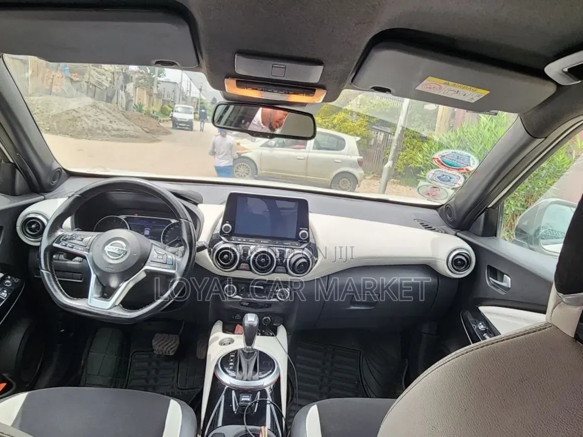 Nissan Juke 2022 White