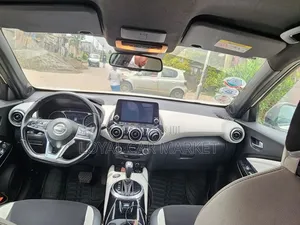 Nissan Juke 2022 White