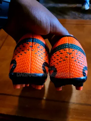 Original Football Shoes From Usa