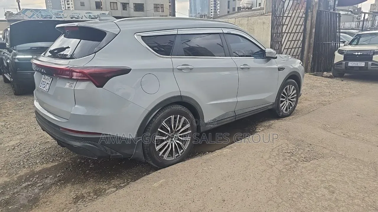 Jetour X70 Plus 2025 Purple
