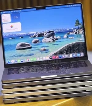 New Laptop Apple MacBook Pro 2020 M1 16GB Apple M1 Pro SSD 512GB