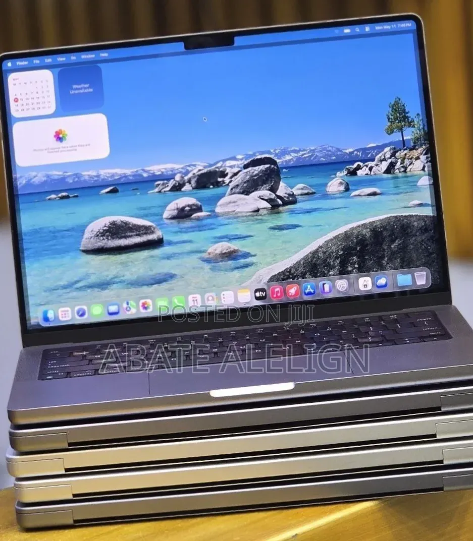 New Laptop Apple MacBook Pro 2020 M1 16GB Apple M1 Pro SSD 512GB