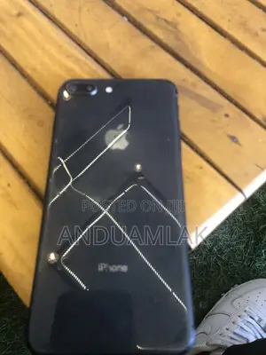 Apple iPhone 8 Plus 64 GB Black