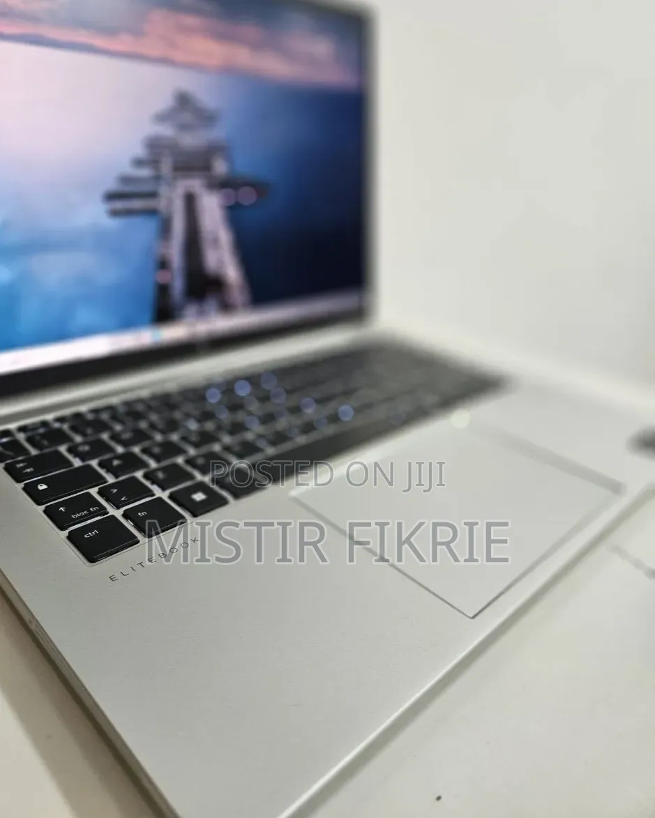 New Laptop HP EliteBook 840 16GB Intel Core Ultra 7 SSD 512GB
